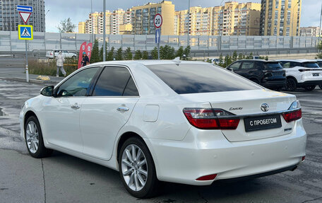 Toyota Camry, 2017 год, 2 380 000 рублей, 6 фотография