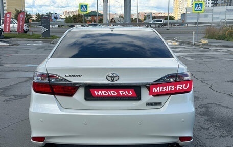 Toyota Camry, 2017 год, 2 380 000 рублей, 5 фотография