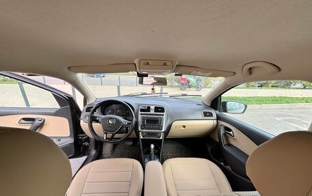 Volkswagen Polo VI (EU Market), 2015 год, 900 000 рублей, 4 фотография