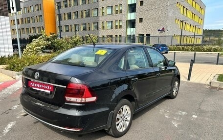 Volkswagen Polo VI (EU Market), 2015 год, 900 000 рублей, 11 фотография