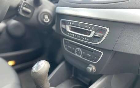Renault Fluence I, 2010 год, 800 000 рублей, 7 фотография