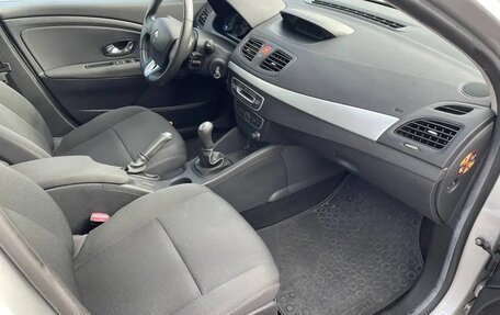 Renault Fluence I, 2010 год, 800 000 рублей, 5 фотография