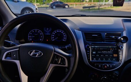 Hyundai Solaris II рестайлинг, 2014 год, 860 000 рублей, 6 фотография