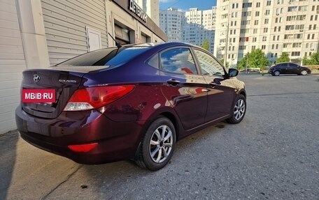 Hyundai Solaris II рестайлинг, 2014 год, 860 000 рублей, 5 фотография