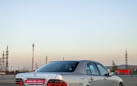 Mercedes-Benz E-Класс AMG, 2001 год, 2 800 000 рублей, 2 фотография