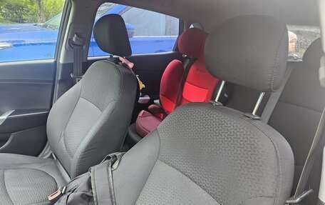 KIA Rio III рестайлинг, 2015 год, 780 000 рублей, 9 фотография
