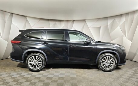 Toyota Highlander, 2023 год, 4 799 000 рублей, 6 фотография