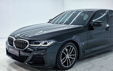 BMW 5 серия, 2023 год, 5 800 000 рублей, 2 фотография