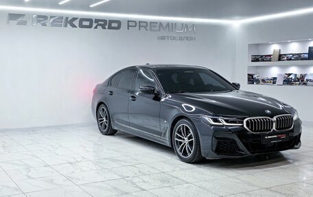 BMW 5 серия, 2023 год, 5 800 000 рублей, 6 фотография