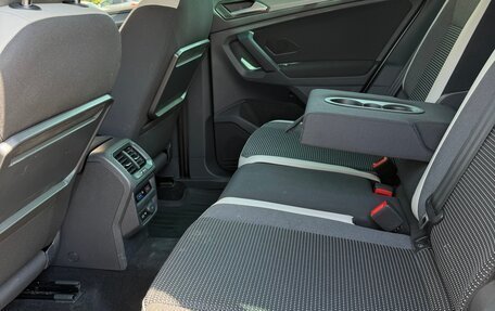Volkswagen Tiguan II, 2019 год, 2 950 000 рублей, 10 фотография