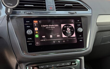 Volkswagen Tiguan II, 2019 год, 2 950 000 рублей, 9 фотография