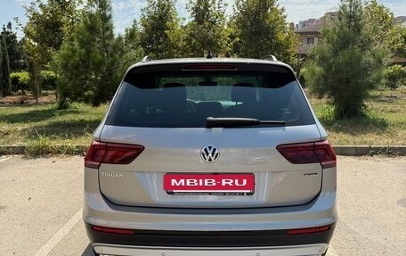 Volkswagen Tiguan II, 2019 год, 2 950 000 рублей, 13 фотография