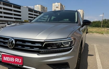 Volkswagen Tiguan II, 2019 год, 2 950 000 рублей, 19 фотография