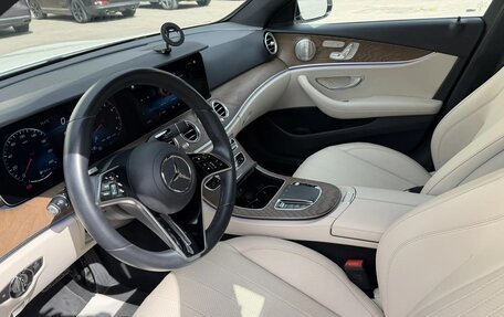 Mercedes-Benz E-Класс, 2022 год, 7 000 000 рублей, 10 фотография