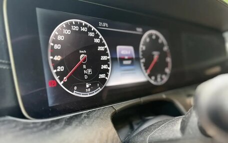 Mercedes-Benz E-Класс, 2017 год, 2 400 000 рублей, 10 фотография