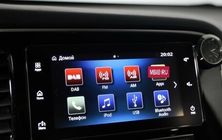 Mitsubishi Outlander III рестайлинг 3, 2019 год, 1 899 000 рублей, 14 фотография