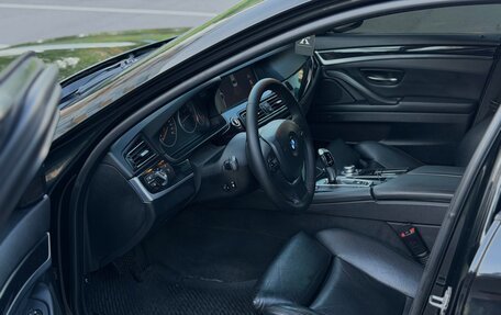 BMW 5 серия, 2010 год, 1 399 990 рублей, 17 фотография