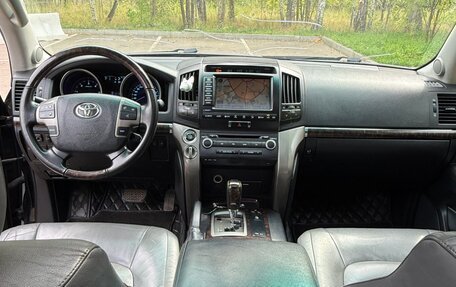 Toyota Land Cruiser 200, 2008 год, 2 600 000 рублей, 20 фотография