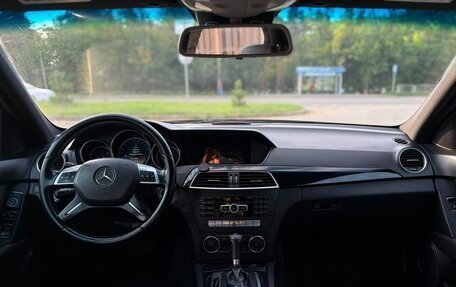 Mercedes-Benz C-Класс, 2011 год, 1 200 000 рублей, 9 фотография