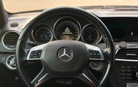 Mercedes-Benz C-Класс, 2011 год, 1 200 000 рублей, 10 фотография