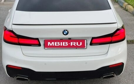 BMW 5 серия, 2019 год, 2 900 000 рублей, 3 фотография