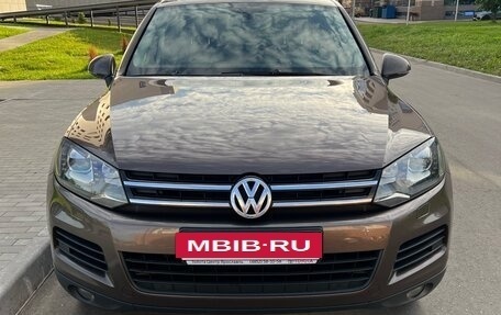 Volkswagen Touareg III, 2013 год, 1 890 000 рублей, 10 фотография