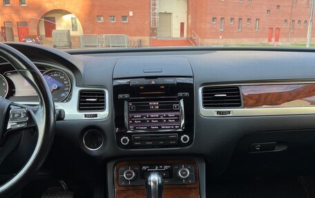 Volkswagen Touareg III, 2013 год, 1 890 000 рублей, 31 фотография