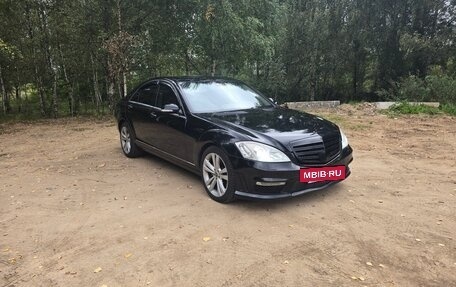 Mercedes-Benz S-Класс, 2005 год, 935 000 рублей, 2 фотография