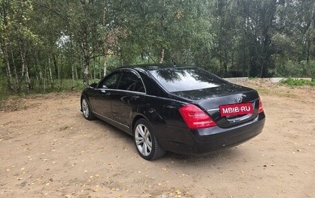 Mercedes-Benz S-Класс, 2005 год, 935 000 рублей, 4 фотография