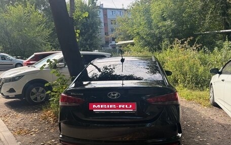 Hyundai Solaris II рестайлинг, 2022 год, 1 500 000 рублей, 3 фотография