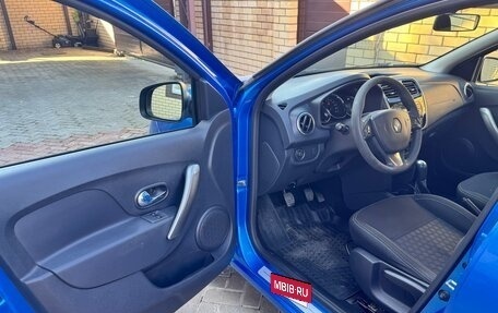 Renault Logan II, 2016 год, 600 000 рублей, 7 фотография
