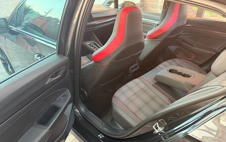 Volkswagen Golf GTI, 2021 год, 3 700 000 рублей, 12 фотография