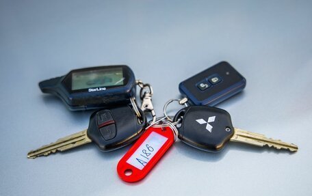 Mitsubishi Pajero Sport II рестайлинг, 2013 год, 1 748 000 рублей, 36 фотография