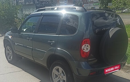 Chevrolet Niva I рестайлинг, 2010 год, 420 000 рублей, 4 фотография