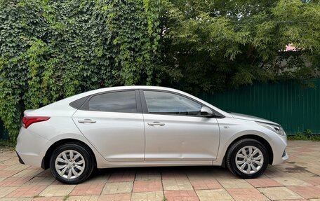 Hyundai Solaris II рестайлинг, 2018 год, 1 080 000 рублей, 6 фотография
