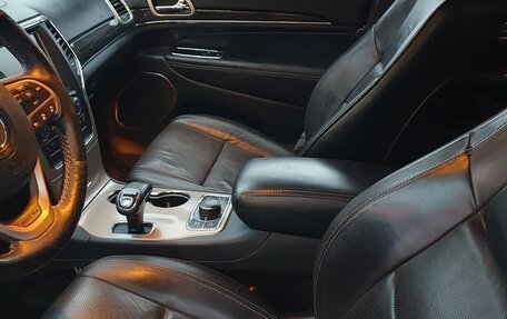 Jeep Grand Cherokee, 2013 год, 3 000 000 рублей, 14 фотография