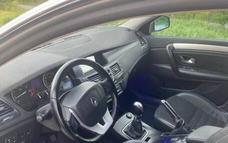 Renault Laguna III рестайлинг, 2008 год, 700 000 рублей, 9 фотография