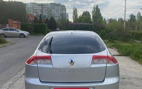 Renault Laguna III рестайлинг, 2008 год, 700 000 рублей, 3 фотография