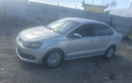 Volkswagen Polo VI (EU Market), 2013 год, 465 000 рублей, 3 фотография