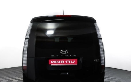 Hyundai Staria, 2021 год, 4 790 000 рублей, 6 фотография