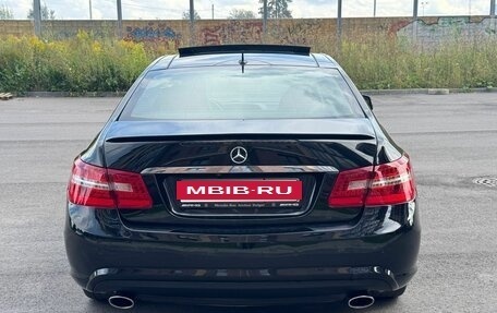 Mercedes-Benz E-Класс, 2012 год, 1 600 000 рублей, 8 фотография