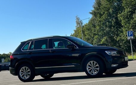 Volkswagen Tiguan II, 2017 год, 1 990 000 рублей, 1 фотография