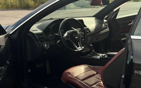 Mercedes-Benz E-Класс, 2012 год, 1 600 000 рублей, 15 фотография