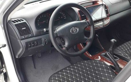 Toyota Camry V40, 2004 год, 730 000 рублей, 6 фотография