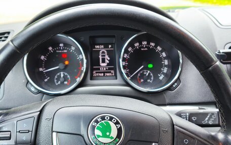 Skoda Yeti I рестайлинг, 2013 год, 900 000 рублей, 10 фотография