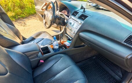 Toyota Camry, 2011 год, 1 150 000 рублей, 2 фотография