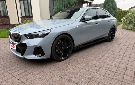 BMW 5 серия, 2024 год, 8 000 000 рублей, 2 фотография