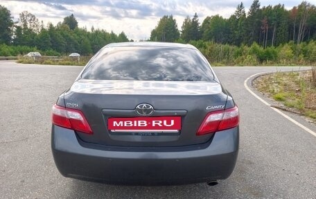 Toyota Camry, 2011 год, 1 150 000 рублей, 10 фотография