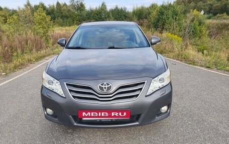 Toyota Camry, 2011 год, 1 150 000 рублей, 8 фотография
