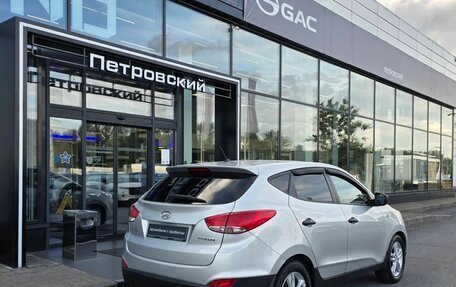Hyundai ix35 I рестайлинг, 2011 год, 1 150 000 рублей, 6 фотография